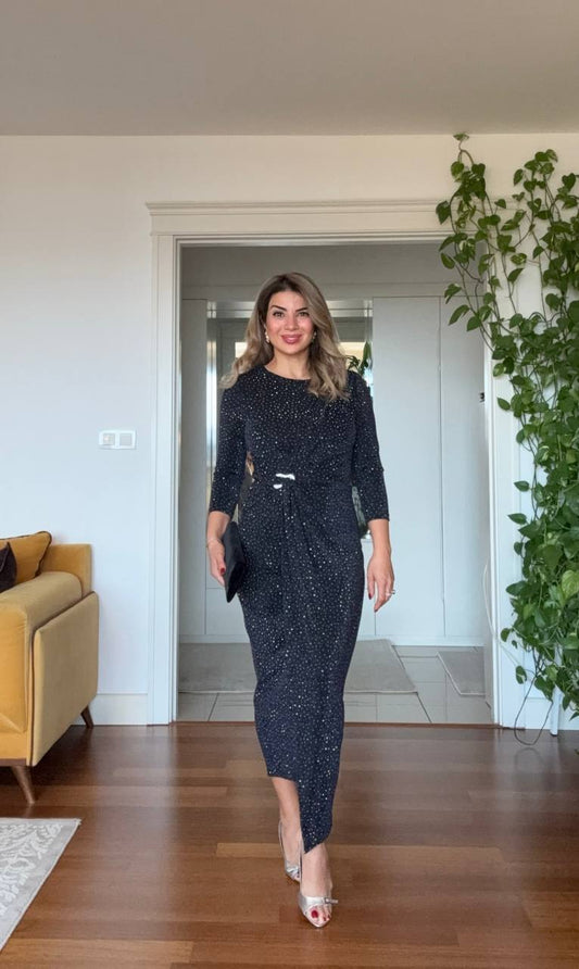 SİMLİ BEL BAĞLAMALI ŞIK MİDİ ELBİSE – LACİVERT