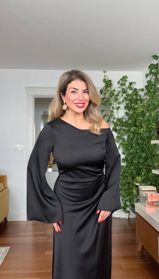 TEK OMUZ DETAYLI TAŞ İŞLEMELİ SATEN ELBİSE - SİYAH