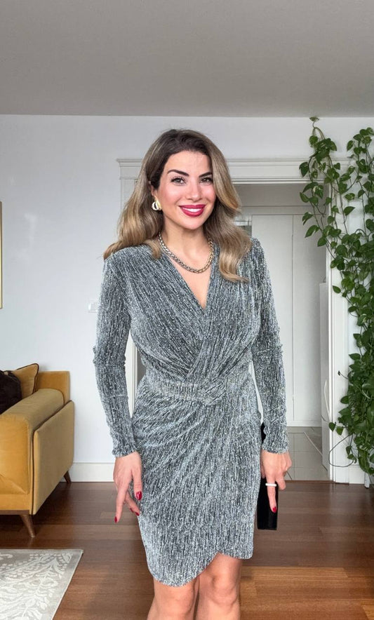 IŞILTILI KRUVAZE MİNİ ELBİSE – GÜMÜŞ