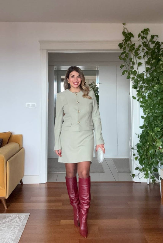 GOLD DÜĞME DETAYLI CEKET ETEK TAKIM – MİNT