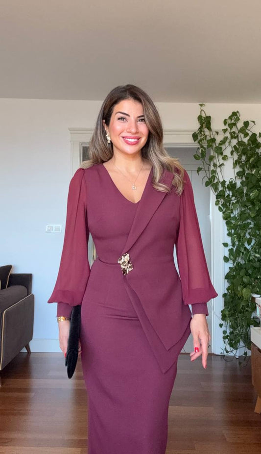 TOKA DETAYLI ASİMETRİK KESİM MIDI ELBİSE – BORDO