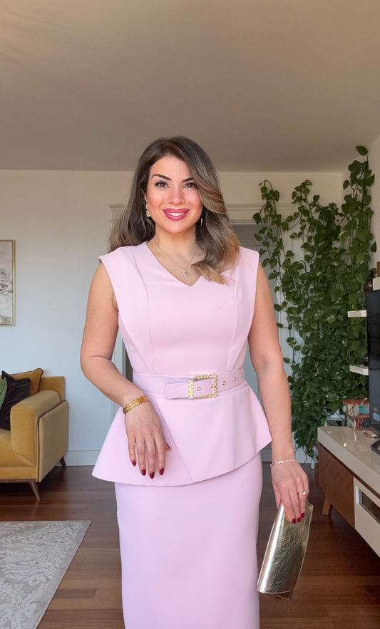 BÜYÜK TOKALI KEMER DETAYLI PEPLUM ELBİSE - PEMPE