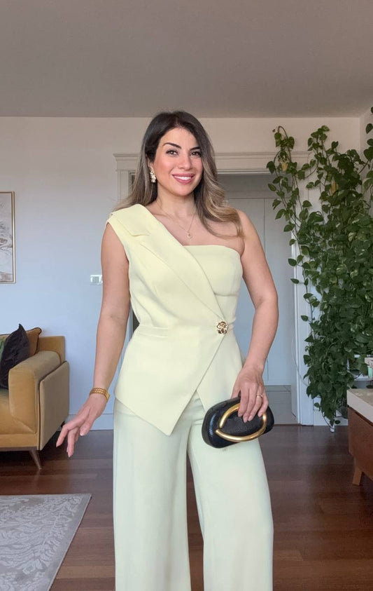 TEK OMUZ ASİMETRİK CEKET YAKALI TAKIM - SARI