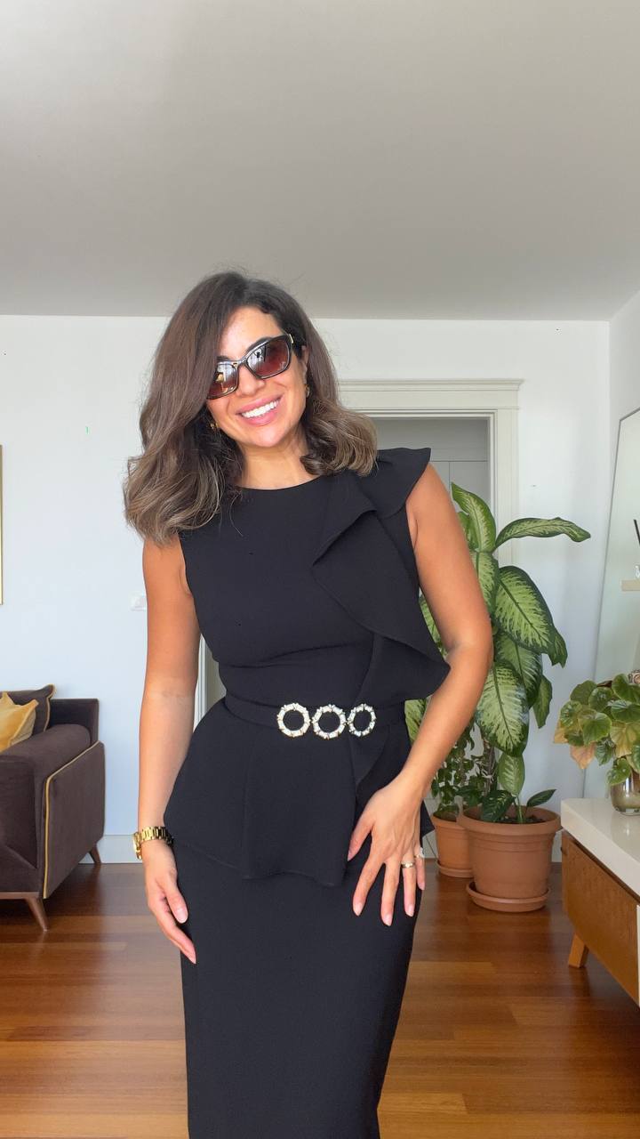 İNCİ TOKA DETAYLI PEPLUM MİDİ ELBİSE - SİYAH
