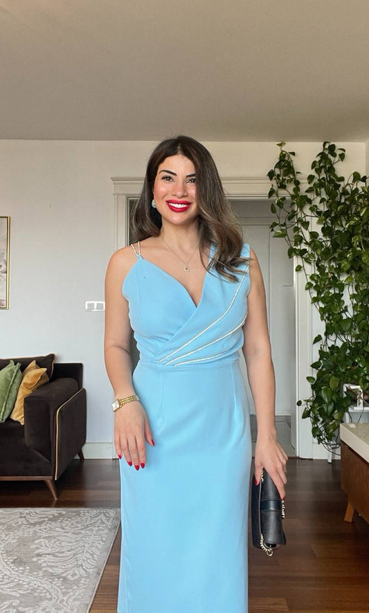 TAŞ ASKILI DRAPELİ MİDİ KALEM ELBİSE – BEBE MAVİSİ