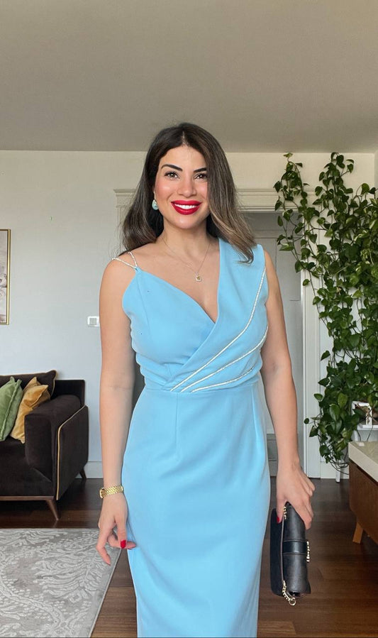 TAŞ ASKILI DRAPELİ MİDİ KALEM ELBİSE – BEBE MAVİSİ