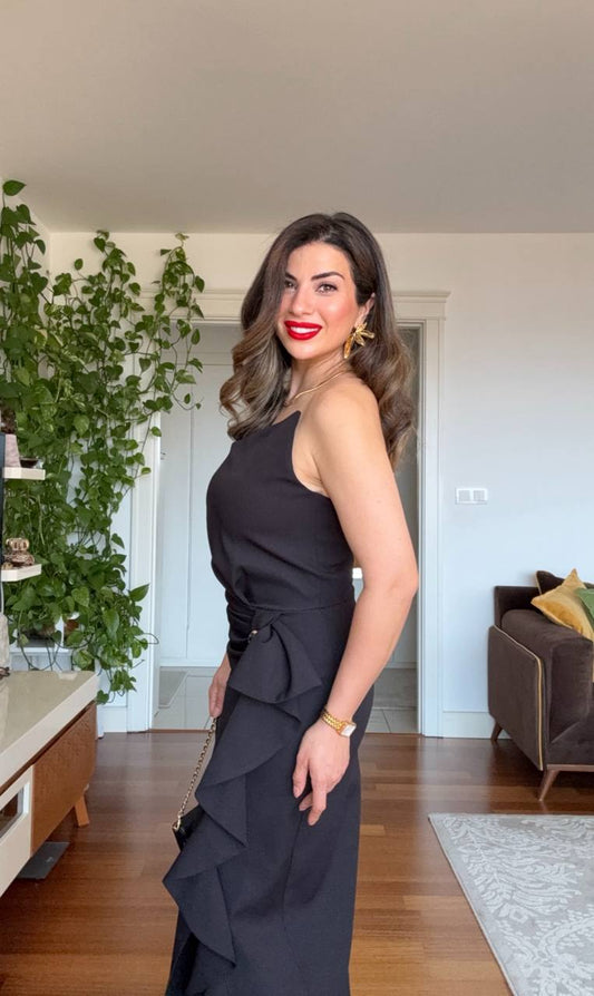 ASİMETRİK TEK OMUZ FİYONK DETAYLI ELBİSE - SİYAH