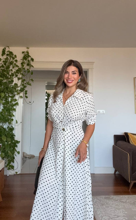 SİYAH PUANTİYELİ DÜĞMELİ MİDİ ELBİSE