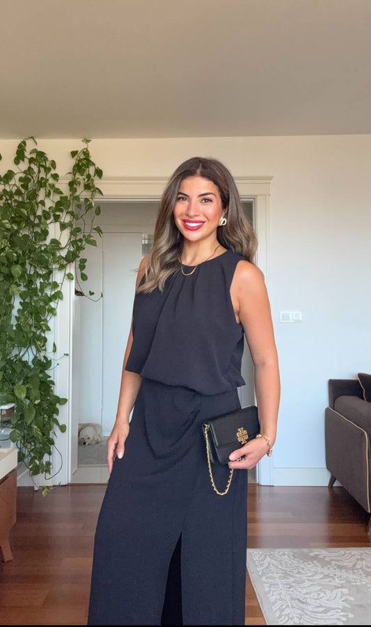 YIRTMAÇ DETAYLI KOLSUZ ŞIK ELBİSE - SİYAH