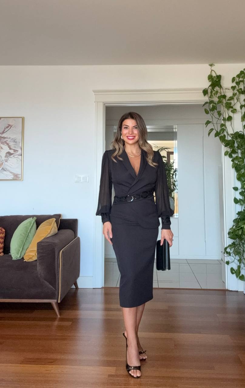 ELEGAN V YAKA BEL KEMER DETAYLI ELBİSE - SİYAH
