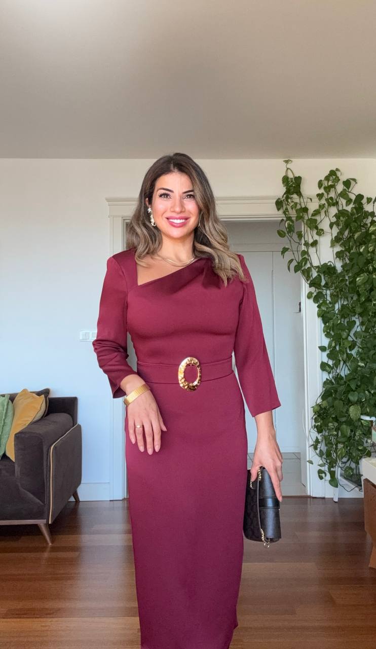 ASİMETRİK YAKA KEMER DETAYLI SATEN MİDİ ELBİSE - BORDO