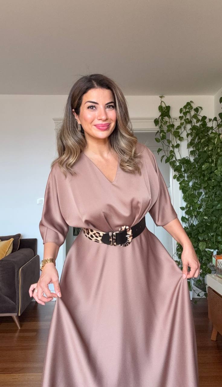 LEOPAR KEMER DETAYLI SATEN ELBİSE – GÜL KURUSU