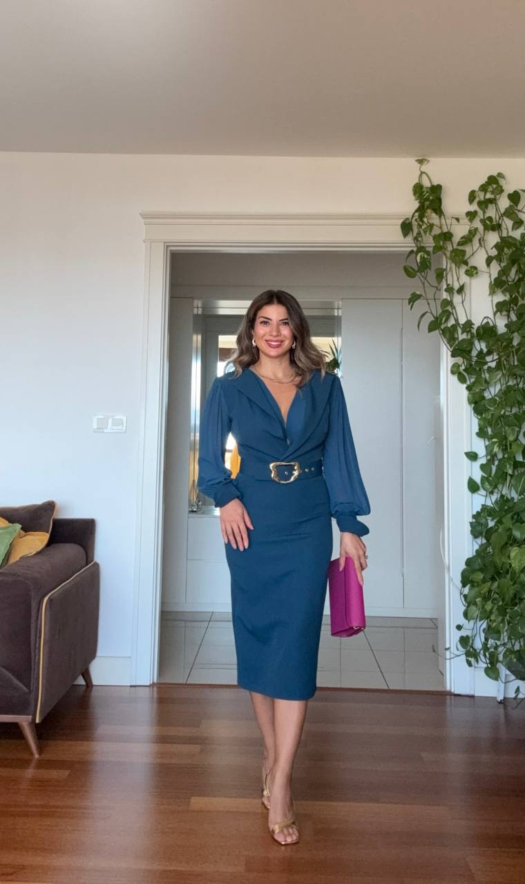 GOLD TOKA DETAYLI KRUVAZE ELBİSE – PETROL MAVİSİ