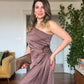 ASİMETRİK KESİM BEL DETAYLI ELBİSE - KAHVE
