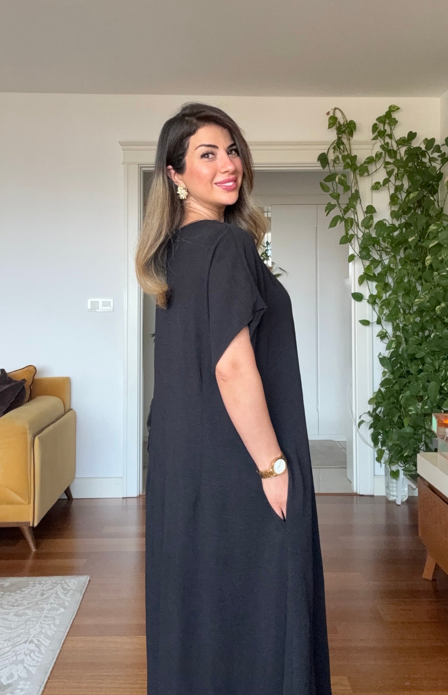 V YAKA OVERSİZE MAXİ ELBİSE - SİYAH