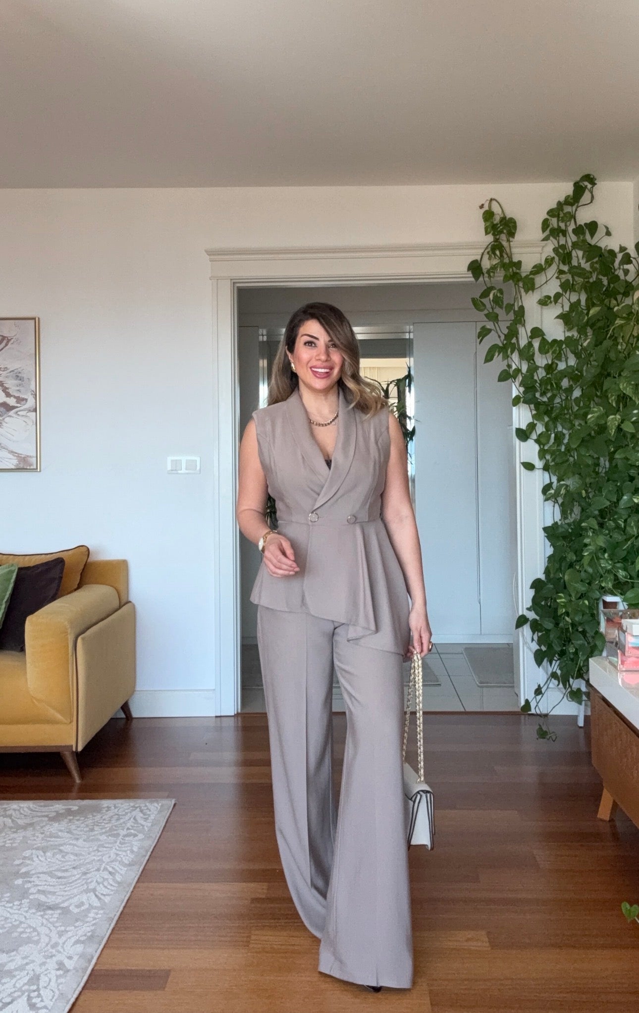 ASİMETRİK KESİM PREMİUM KOLSUZ TAKIMI - HAKİ