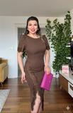 KISA KOL DANTEL DETAYLI MİDİ ELBİSE - KAHVE