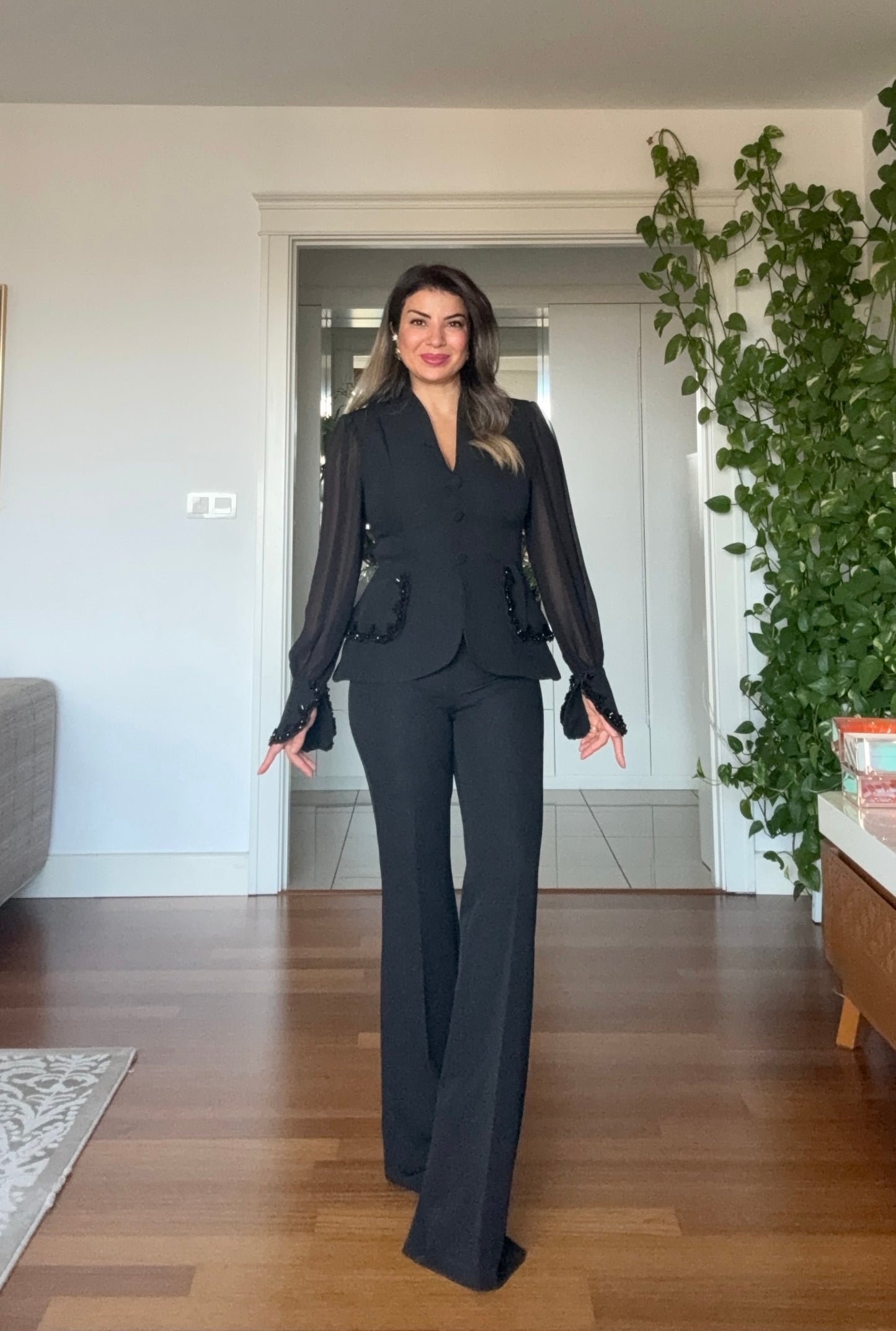 TAŞLI ŞİFON KOLLU BLAZER TAKIM - SİYAH