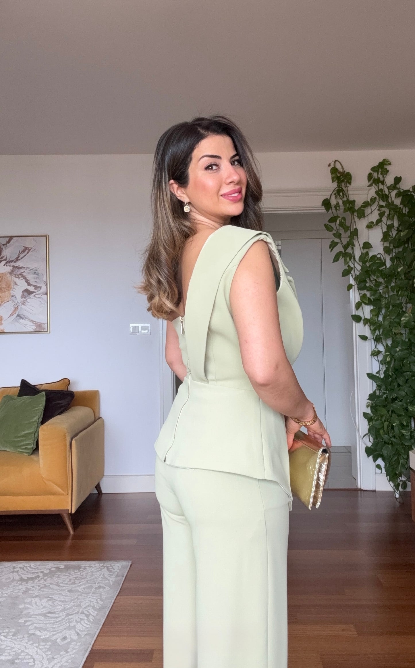 TEK OMUZ ASİMETRİK CEKET YAKALI TAKIM - FISTIK YEŞİLİ
