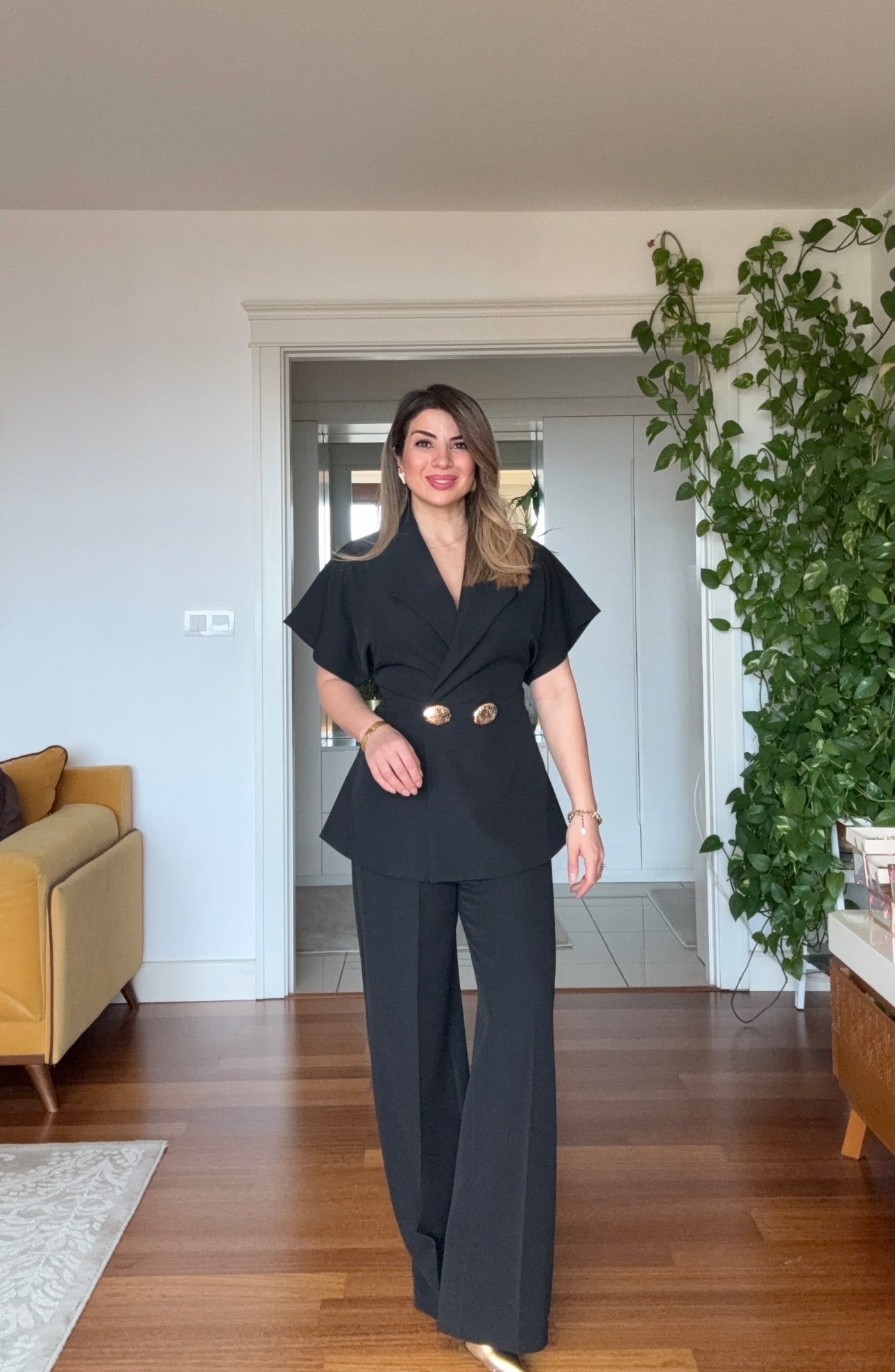 GOLD DÜĞME DETAYLI KRUVAZE CEKET PANTOLON TAKIM – SİYAH
