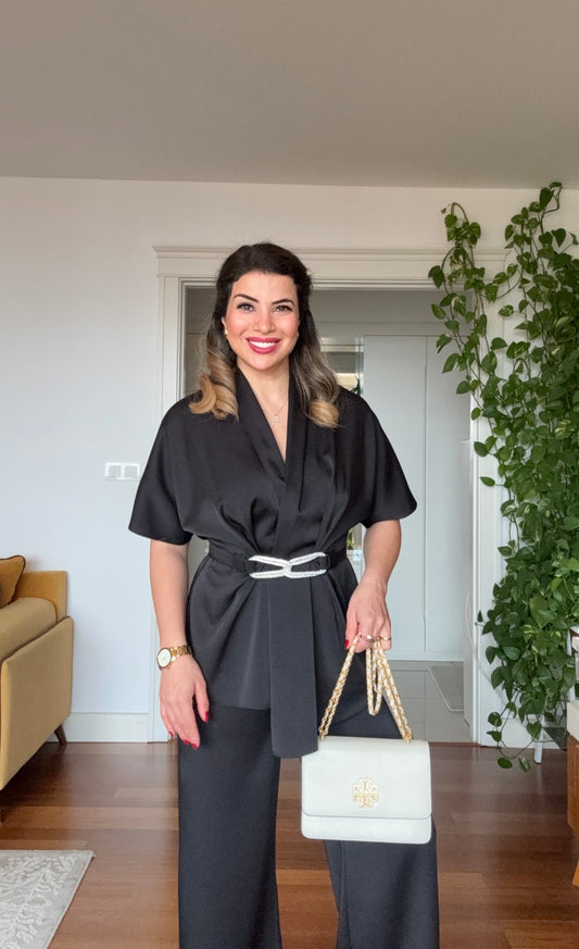 KRUVAZE BAĞLAMA DETAYLI SATEN İKİLİ TAKIM - SİYAH