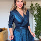 SİMLİ KRUVAZE PARLAK MİDİ ABİYE ELBİSE – MAVİ