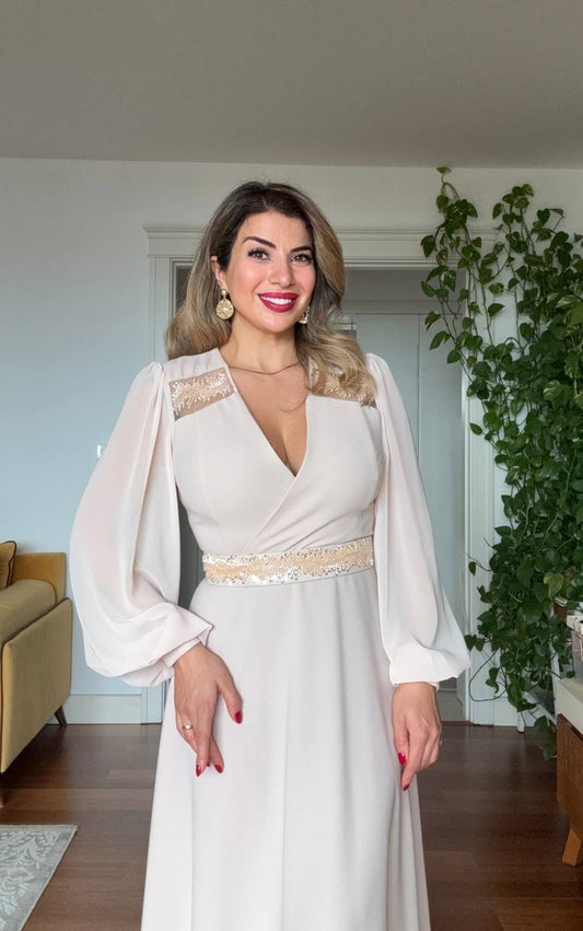 İŞLEME DETAYLI ŞİFON KOL MİDİ ELBİSE – BEJ