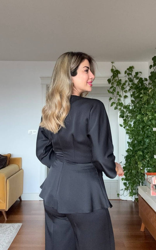 KRUVAZE YAKA ZARİF PEPLUM TAKIM – SİYAH