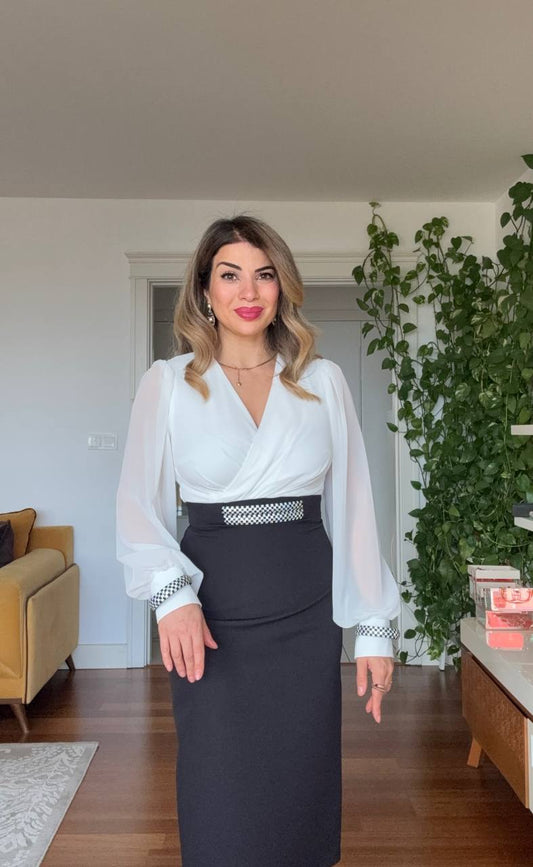 SİYAH BEYAZ ELBİSE