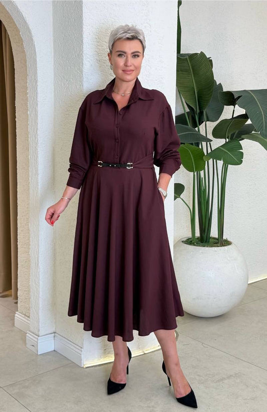KEMER DETAYLI GÖMLEK YAKA DÖKÜMLÜ MİDİ ELBİSE – BORDO (Büyük Beden)