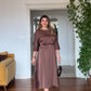 DANTEL DETAYLI KEMERLİ ŞIK MİDİ ELBİSE – MOKA KAHVE