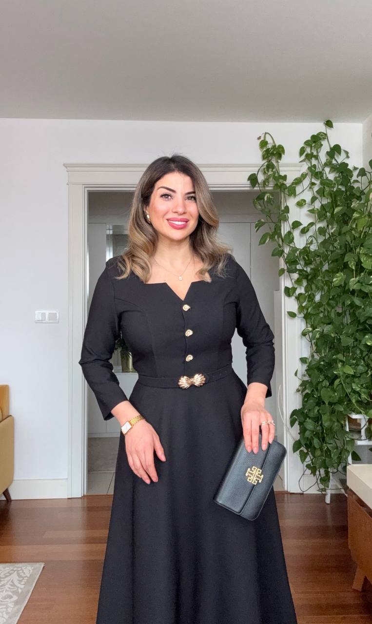 GOLD DÜĞME VE KEMER DETAYLI MİDİ ELBİSE – SİYAH