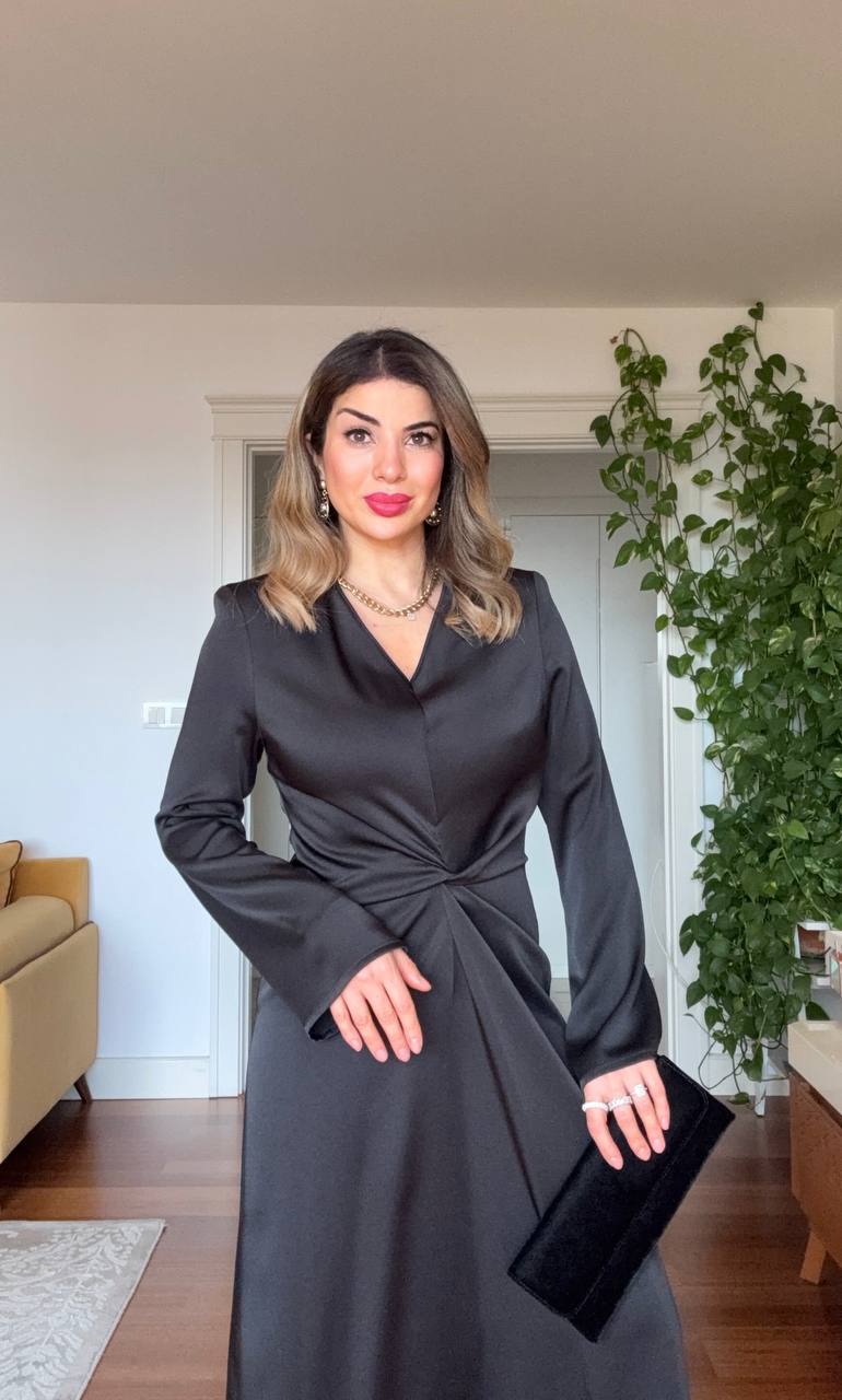 BEL DRAPELİ UZUN KOL MAXI ELBİSE – SİYAH