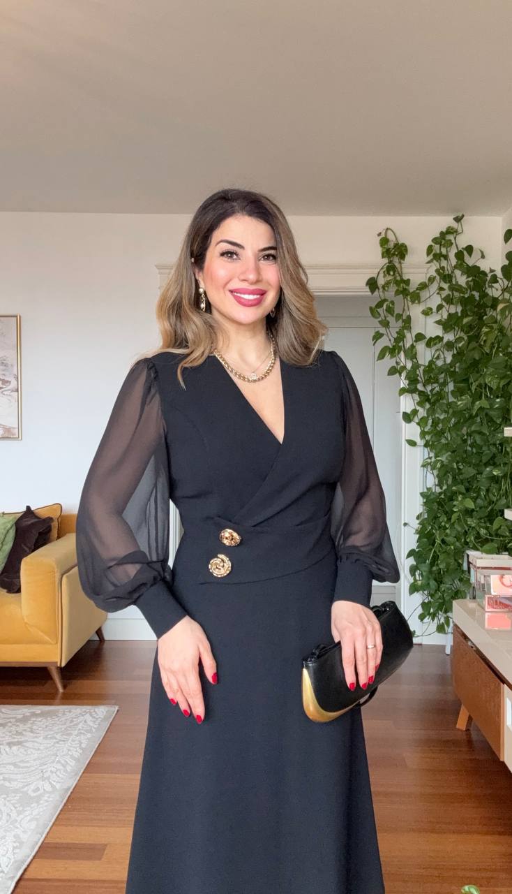 GOLD DÜĞME DETAYLI ŞİFON KOL ASİMETRİK KESİM ŞIK ELBİSE – SİYAH