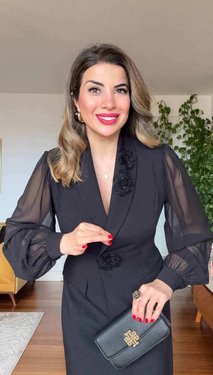 ÇİÇEK APLİKELİ ŞİFON KOL BLAZER ELBİSE – SİYAH