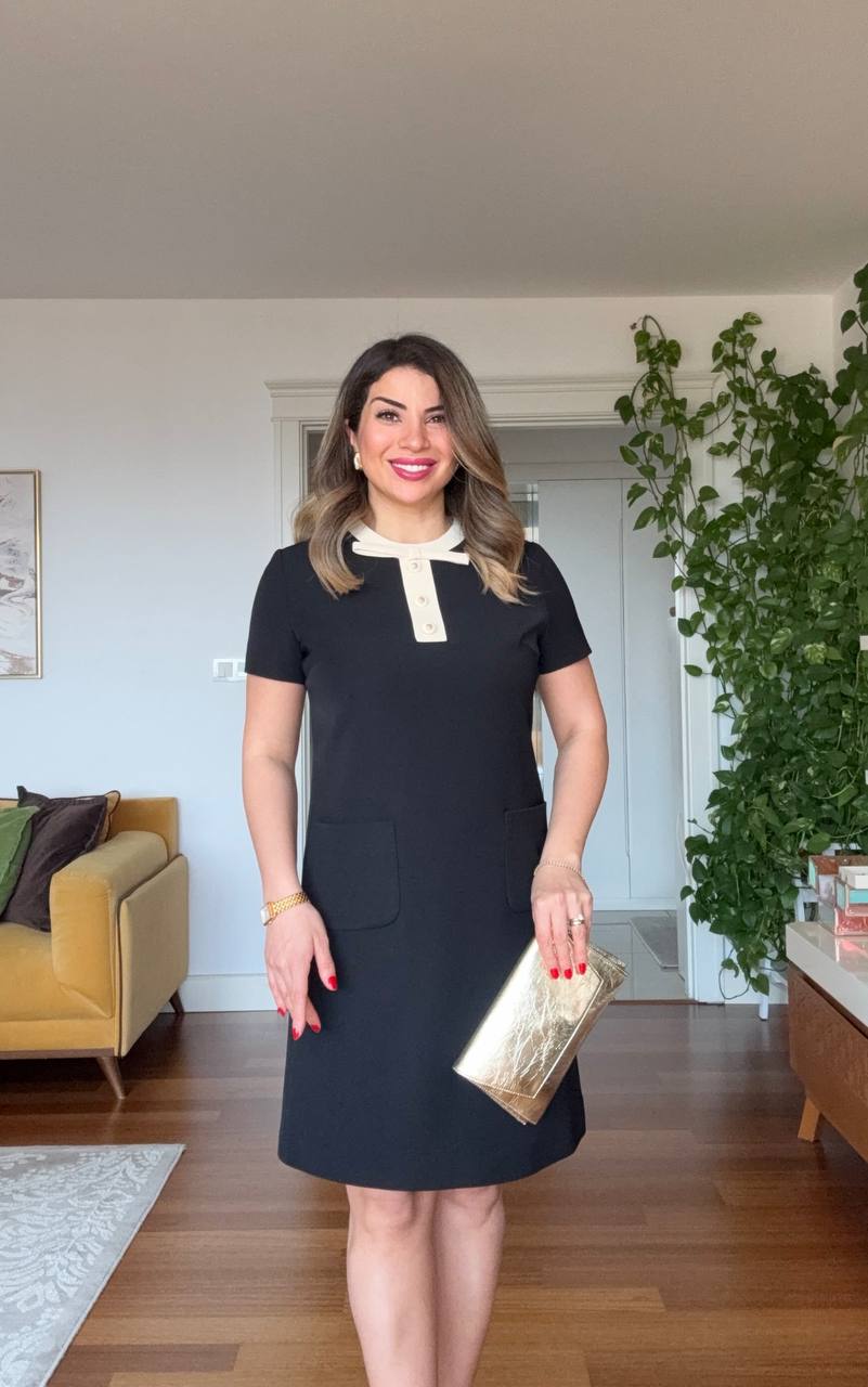 KONTRAST YAKALI VE DÜĞME DETAYLI CEPLİ MİNİ ELBİSE - SİYAH