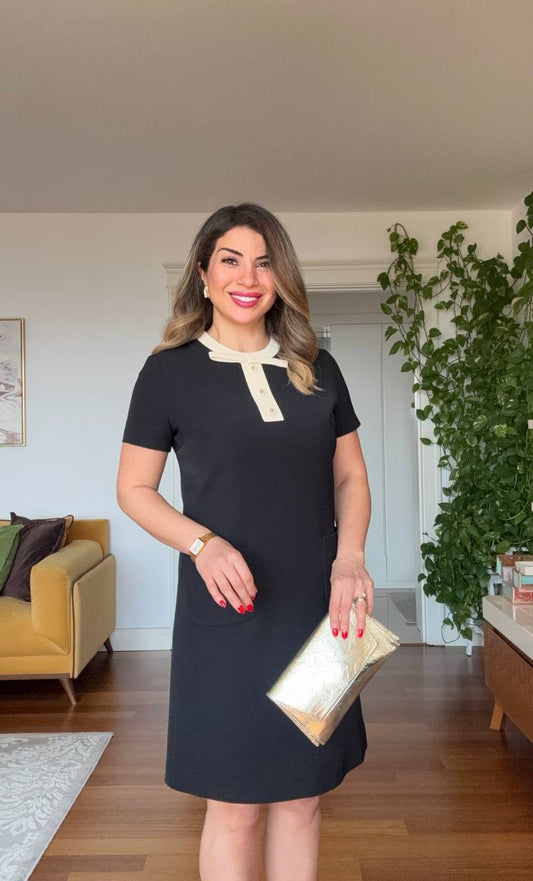 KONTRAST YAKALI VE DÜĞME DETAYLI CEPLİ MİNİ ELBİSE - SİYAH