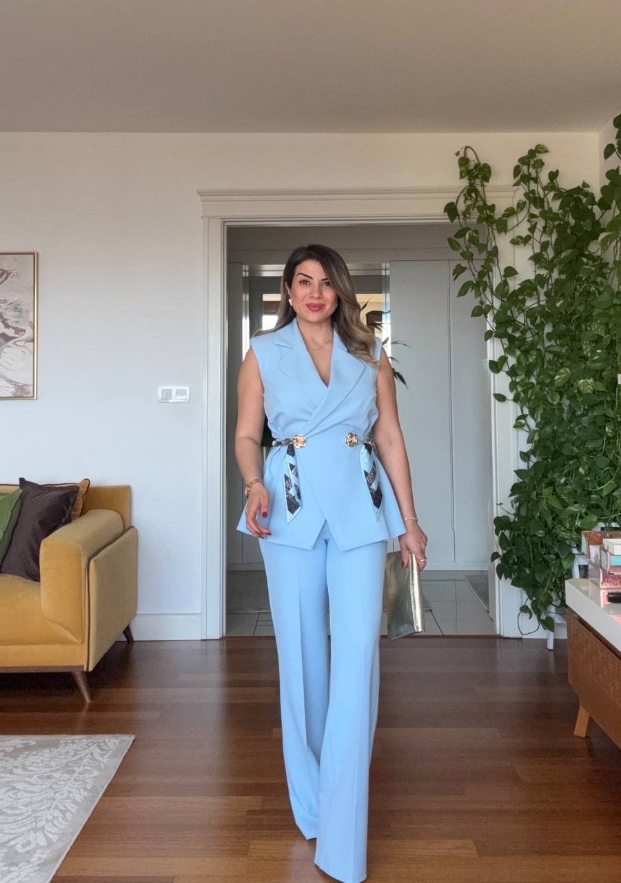 ZİNCİR KEMER DETAYLI YELEKLİ TAKIM - BEBE MAVİ