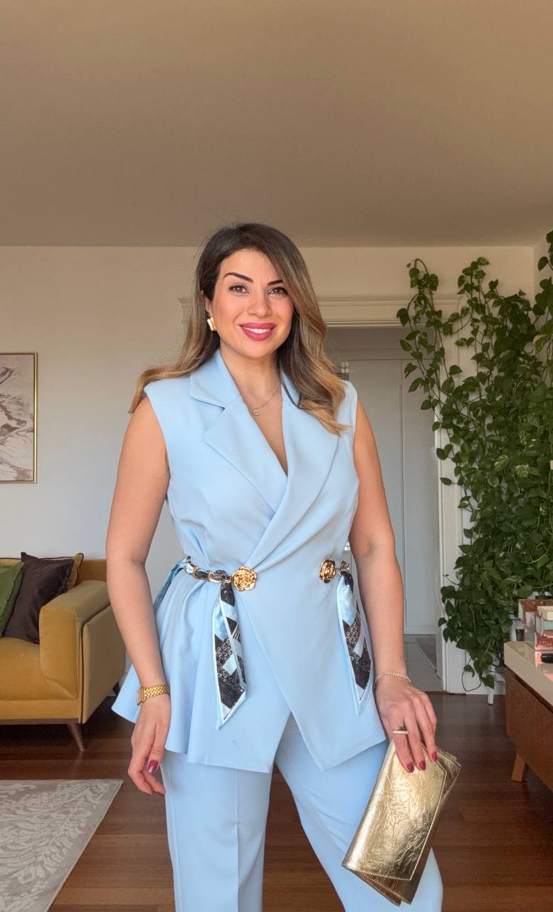 ZİNCİR KEMER DETAYLI YELEKLİ TAKIM - BEBE MAVİ