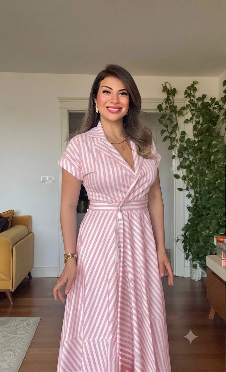 MAVİ BEYAZ ÇİZGİLİ DANTEL ETEKLİ MIDI GÖMLEK ELBİSE - PEMBE