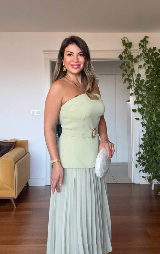 KEMER DETAYLI PİLİSELİ UZUN ABİYE ELBİSE - FISTIK YEŞİLİ