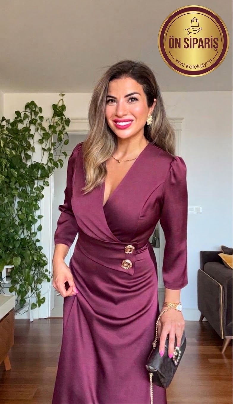 GOLD DÜĞME DETAYLI ELBİSE -MÜRDÜM