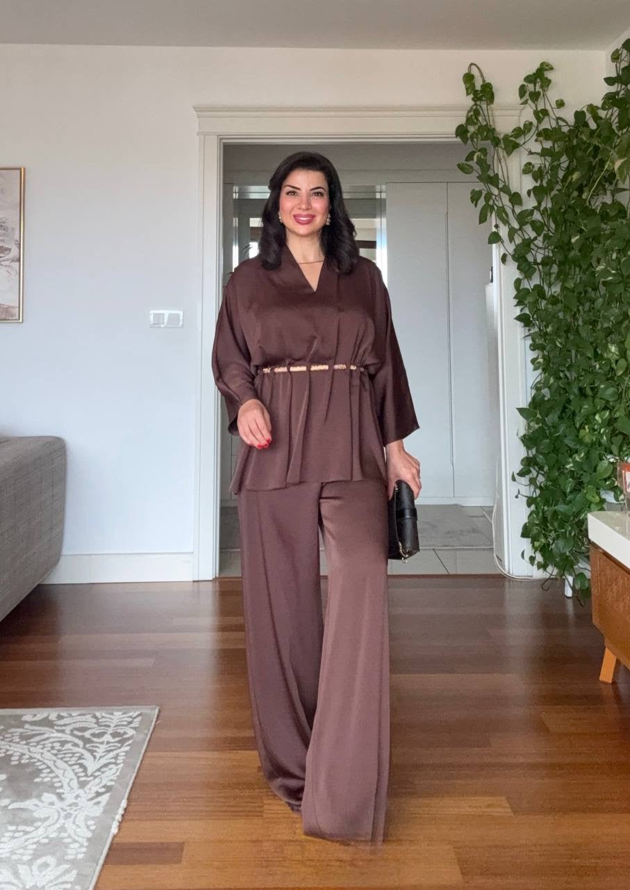 V YAKA SATEN TAKIM - KAHVERENGİ