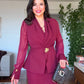 DRAPELİ KRUVAZE YAKA GOLD TOKA DETAYLI PEPLUM MİDİ ELBİSE - BORDO