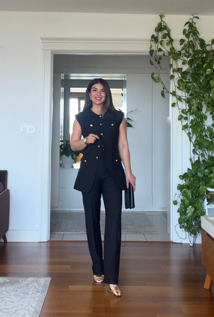 GOLD DÜĞMELİ SİYAH TAKIM