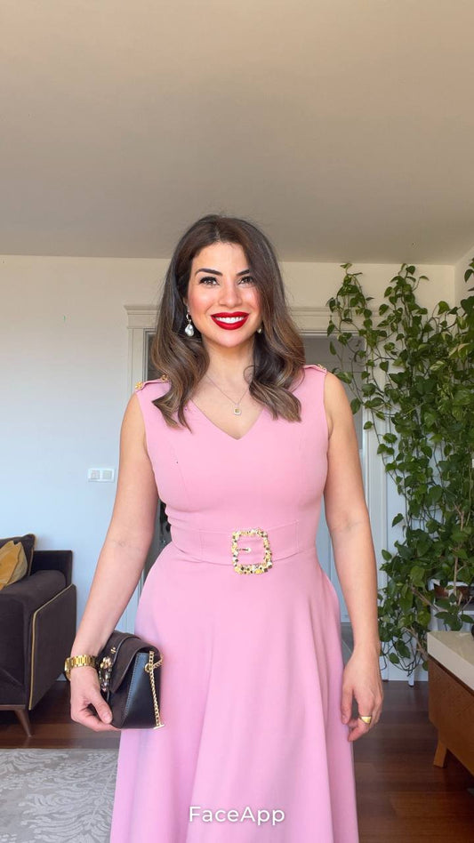 İNCİ TOKALI V YAKA MİDİ ELBİSE - PUDRA