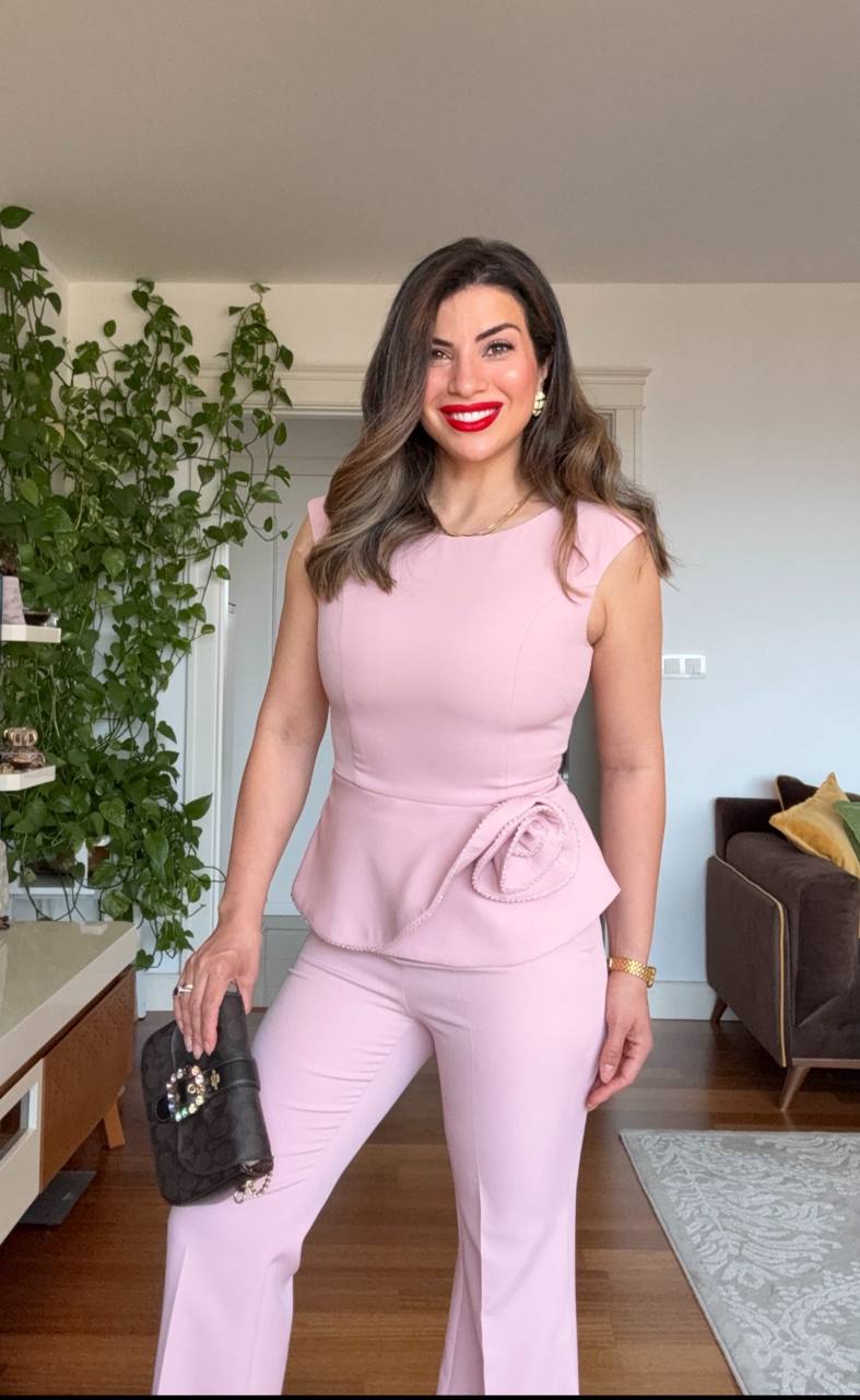 PEPLUM ÇİÇEK DETAYLI TAKIM – PUDRA