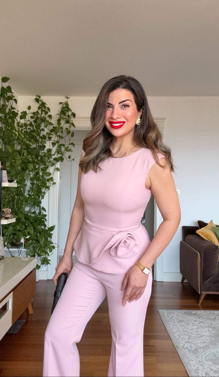 PEPLUM ÇİÇEK DETAYLI TAKIM – PUDRA
