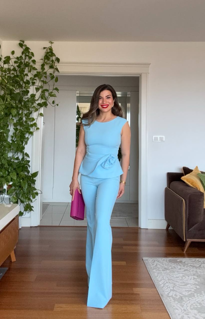 PEPLUM ÇİÇEK DETAYLI TAKIM – BEBE MAVİ