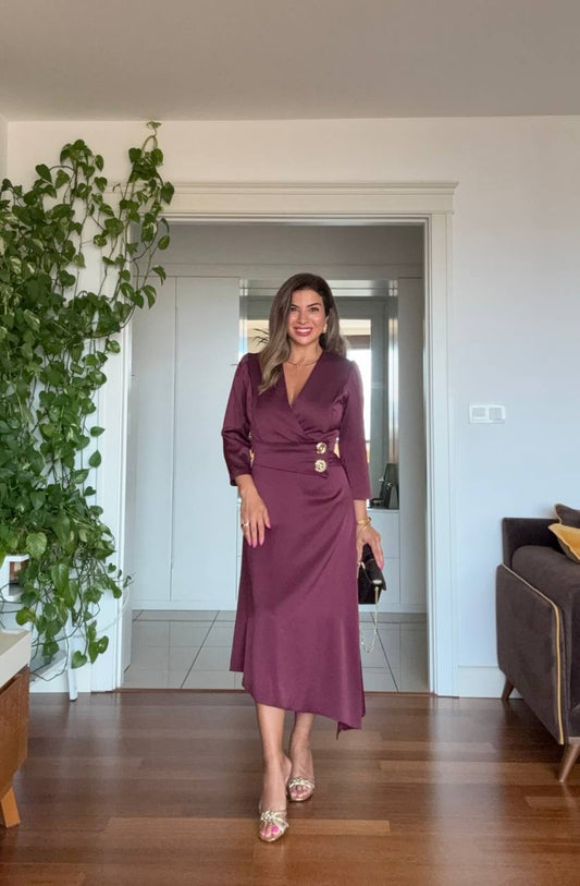 GOLD DÜĞME DETAYLI ELBİSE -MÜRDÜM